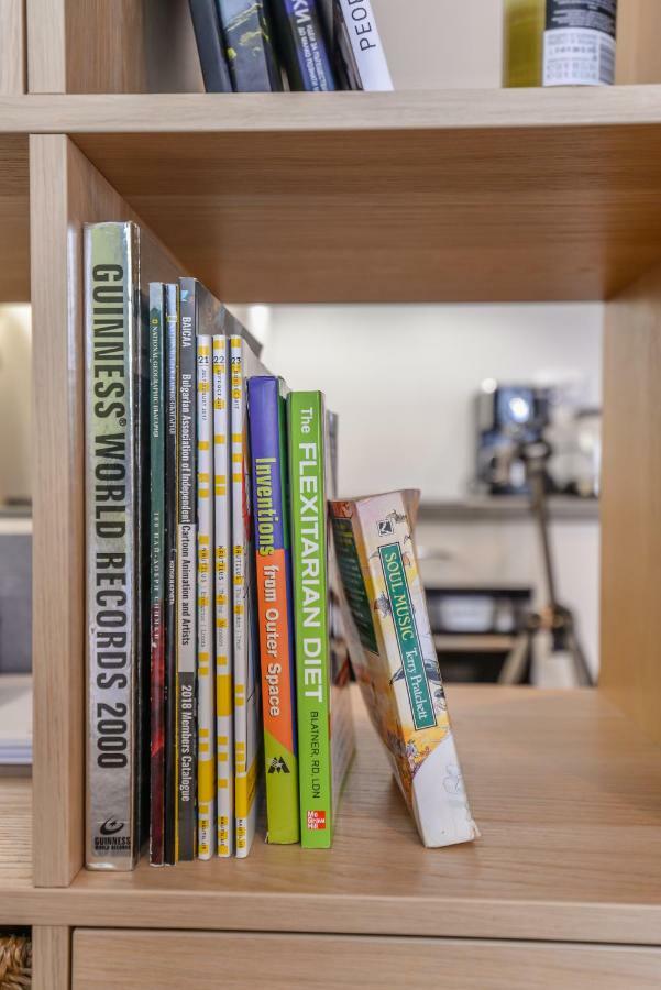 The Spot - Fully Equipped, Central, Modern Studio By Flat Mаnager Sofia Bagian luar foto